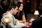 L-R: Frankie Rizzoli Jr. (Jordan Bridges)  und Jane Rizzoli (Angie Harmon)