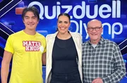 Moderatorin Esther Sedlaczek (M.) mit den Kandidaten des Teams "Spass": Matze Knop (l.) und Bodo Bach (r.) Moderatorin Esther Sedlaczek (M.) mit den Kandidaten des Teams "Spass": Matze Knop (l.) und Bodo Bach (r.)
