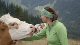 Landwirtin Stefanie Rieblinger. Weiteres Bildmaterial finden Sie unter www.br-foto.de.