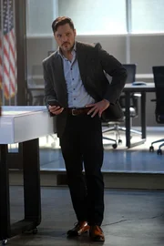 Nick Wechsler als Oliver Odell