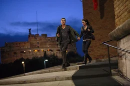 David (Hayden Christensen, l.); Millie (Rachel Bilson, r.)