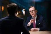 Markus Feldenkirchen (l.) im Gespr&auml;ch mit Philipp Amthor.