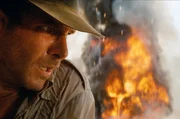 Mit seinem Freund und Kollegen George Lucas entwickelte Spielberg die Figur &bdquo;Indiana Jones&ldquo; (Bild) und belebte das Genre des Abenteuerfilms neu.