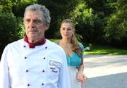 ARD STURM DER LIEBE FOLGE 1389, am Donnerstag um 15:10 Uhr im ERSTEN. Da Andr&eacute; (Joachim L&auml;tsch, l.) nun doch nicht Direktor wird, sorgt sich Theresa (Ines Lutz, r.) um den geplanten Bierliefervertrag.