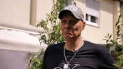 Kiosk-Besitzer und Baracken-Urgestein J&uuml;rgen ist vor wenigen Tagen nach schwerer Krankheit verstorben. Das stimmt Elvis nicht nur traurig, sondern auch nachdenklich.