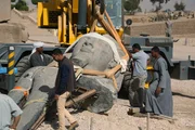 Ägypten - Restaurierung einer Statue des Ramses im Luxor-Tempel. (Windfall Films) Ägypten - Restaurierung einer Statue des Ramses im Luxor-Tempel. (Windfall Films)