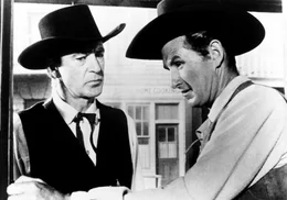Marshal Will Kane (Gary Cooper, li.) und der Hilfssherif (Lloyd Bridges).