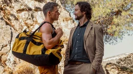 L-R: Elias 'Leonidas' (Richard Madden) und Nick Bali (Joseph Gordon-Levitt)