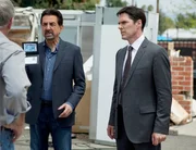 Versuchen, einen neuen Fall aufzudecken: Gibbs (Thomas Gibson, r.) und Rossi (Joe Mantegna, l.) ...