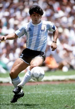 Der argentinische Fu&szlig;ballstar Diego Maradona im Finale um den Weltmeistertitel. Azteca Stadion, Mexiko, 29. Juni 1986. Spiel Argentinien : Bundesrepublik Deutschland