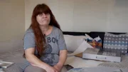 Wegen ihrer Phobie hat Petra Zahn&auml;rzte jahrelang gemieden und sch&auml;mt sich mittlerweile extrem f&uuml;r ihr Erscheinungsbild. Nach ersten Untersuchungen soll die sechsfache Mutter nun auf Dauer ein neues Gebiss kriegen.