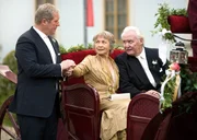 (v.li.): Harald Krassnitzer (Thomas Stickler), Christine Ostermayer (Hermine Stickler), Wolfgang H&uuml;bsch (Gottfried Schnell).
