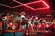 Die Musik von Los Bitchos speist sich aus unterschiedlichsten Einfl&uuml;ssen wie Surf Music, Sixties Rock, Grunge, Cumbia und Oriental Pop.