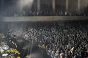 Kruder & Dorfmeister &uuml;bertragen den organischen Puls ihres legend&auml;ren Albums "The K&D Sessions" mit einer vierk&ouml;pfigen Live-Band in den Raum des Wiener Konzerthauses. Das Album ist ein Zustand, der heute weiterlebt &ndash; lauter, klarer und radikaler denn je.