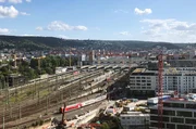 2025 soll hier oben kein Zug mehr fahren, dann fahren die Z&uuml;ge in die unterirdische Bahnstation S 21 ein.
