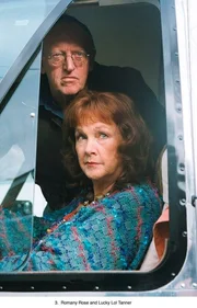 Lucky Lol Tanner (Bill Stewart), Romany Rose (Wanda Ventham)