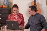 Mike (Harry Blank) ist &uuml;berrumpelt, als Annalena (Heidrun G&auml;rtner) ihm klar macht, dass sie nicht mit nach Monte Carlo fahren will.