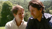 Schon vier Monate nach dem Tod ihrer Familie lernt Barbara ihren heutigen Partner Ulrich Reinthaller kennen. „Erst mit ihm konnte ich die ganz tiefen Ebenen der Trauer an mich heranlassen“, meint Barbara. Schon vier Monate nach dem Tod ihrer Familie lernt Barbara ihren heutigen Partner Ulrich Reinthaller kennen. „Erst mit ihm konnte ich die ganz tiefen Ebenen der Trauer an mich heranlassen“, meint Barbara.