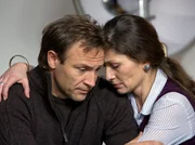 Christina Buchmann (Iris B&ouml;hm) beschlie&szlig;t, dass eine Trennung auf Zeit im Moment das Beste w&auml;re. Martin (Bernhard Bettermann) versucht sie umzustimmen, doch Christina l&auml;sst sich nicht beirren und beschlie&szlig;t ihren Ex-Mann Viktor in S&uuml;dafrika zu besuchen.