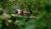Winzerin Shanna auf der Jagd. Sie sch&uuml;tzt ihre Weinberge vor Wildverbiss.