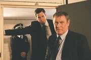 DS Dan Scott (John Hopkins, l.) und DCI Tom Barnaby (John Nettles, r.).