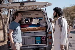 l-r: David Och (Sven Schelker), Daniela Widmer (Morgane Ferru), Omarra (Dara Sandhu)