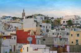 Autor Paul Bowles nannte sie die "Stadt der Tr&auml;ume", Henry Matisse liebte die marokkanische Hafenstadt wegen ihres "besonderen Lichts" &ndash; Tanger ist ein einzigartiges Juwel an der Stra&szlig;e von Gibraltar.