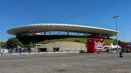 Wenn im Aztekenstadion von Mexiko-Stadt das Er&ouml;ffnungsspiel der Fu&szlig;ball-Weltmeisterschaft 2026 angepfiffen wird, wollen Regierung und FIFA ein moder-nes, sicheres Gastgeberland pr&auml;sentieren.