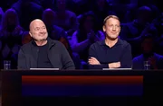 Rateteam-Kapit&auml;n Wotan Wilke M&ouml;hring (r.) und Schauspieler Florian Martens (l.).