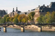 &Eacute;mile Zolas "Nana" verf&uuml;hrt ganz Paris ...