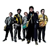 (v.l.n.r.) Garry (Karl Rice); Ngig (Percy Chamburuka); Darren (Ben Carolan); Cosmo (Ferdia Walsh-Peelo); Larry (Conor Hamilton);  Eamon (Mark McKenna)