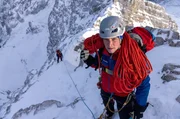 Bergretter der Bergwacht Grainau: Franz D&ouml;rfler in der N&auml;he des Zugspitzgipfels. Weiteres Bildmaterial finden Sie unter www.br-foto.de.