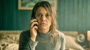 Majorin Wallner (Britta Hammelstein) spricht mit ihrem Vorgesetzten, der sie vom Fall abziehen will. Majorin Wallner (Britta Hammelstein) spricht mit ihrem Vorgesetzten, der sie vom Fall abziehen will.