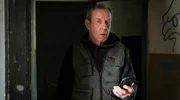 Michael Kreuzburg (J&ouml;rg Pose) wird &uuml;berrascht.