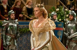 Charlize Theron (Ravenna).