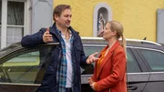 In Gregor (Holger Matthias Wilhelm) beginnt es zu arbeiten, als Vera (Sybille Waury) ihm aufzeigt, dass er sich vielleicht zu viel um Lenz bem&uuml;ht. Weiteres Bildmaterial finden Sie unter www.br-foto.de.