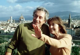 Carlo (J&uuml;rg L&ouml;w) zeigt Elisa (Thekla Carola Wied) die Sehensw&uuml;rdigkeiten seiner Heimat.