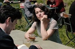 Sabin Tambrea (Franz Kafka), Henriette Confurius (Dora).