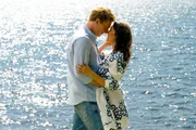 Lilly (Silvana Damm) und Sylvester (Felix Everding) sind sich letztlich doch nicht so "spinnefeind". Lilly (Silvana Damm) und Sylvester (Felix Everding) sind sich letztlich doch nicht so "spinnefeind".