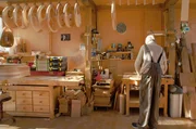 Instrumentenbau: Ein Handwerk, das weltweit nur noch wenige Spezialisten beherrschen. 110 Arbeitsstunden stecken in einer Leier. Instrumentenbau: Ein Handwerk, das weltweit nur noch wenige Spezialisten beherrschen. 110 Arbeitsstunden stecken in einer Leier.