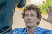 Simon Maurer (Matthias Tuzar). Simon Maurer (Matthias Tuzar).