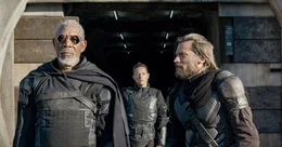 Morgan Freeman (Malcolm Beech), Zo&euml; Bell (Kara), Nikolaj Coster-Waldau (Sykes).