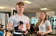 Luke Epping, 21, will schauen, wie weit er beim Muskelaufbau kommt. Daf&uuml;r nimmt er seit &uuml;ber einem Jahr Supplements.
