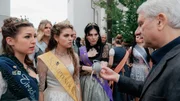 Franz Leitmayr (Udo Wachtveitl) stellt die Königinnen (von links: Franziska Wagner, Lilly Wiedemann, Phenix Kühnert) zur Rede. Franz Leitmayr (Udo Wachtveitl) stellt die Königinnen (von links: Franziska Wagner, Lilly Wiedemann, Phenix Kühnert) zur Rede.