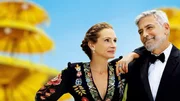 Georgia Cotton (Julia Roberts), David Cotton (George Clooney).
