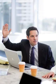 Paul Rudd (Tim Conrad).