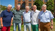 WM Helden 1974 von links: J&uuml;rgen Sparwasser, J&uuml;rgen Croy, Peter Ducke, Hans-J&uuml;rgen Kreische, Bernd Bransch.