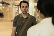 Oliver (Daniel Langbein) fühlt sich von seiner Vorgesetzten Sarah (Johanna Wokalek) verletzt. Er versteht nicht, wieso sie ihn nicht ernst nimmt und seine Hilfe nicht annehmen will. Oliver (Daniel Langbein) fühlt sich von seiner Vorgesetzten Sarah (Johanna Wokalek) verletzt. Er versteht nicht, wieso sie ihn nicht ernst nimmt und seine Hilfe nicht annehmen will.