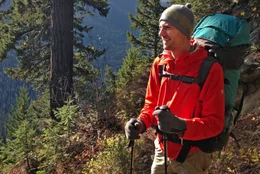 Ingo Zamperoni auf dem Pacific Crest Trail in einer der zahlreichen Nationalparks entlang der Strecke.