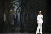 Drew Sarich (Benjamin Stone), Bettina M&ouml;nch (Phyllis Rogers Stone).